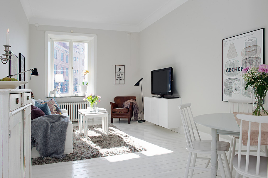 bizim evin hanimi kucuk mutlu ev