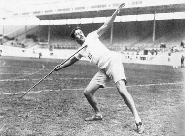 1908 நடந்த ஒலிம்பிக் போட்டியின் அரிய  புகைப்படங்கள்  - Page 3 London+Olympic+1908+021