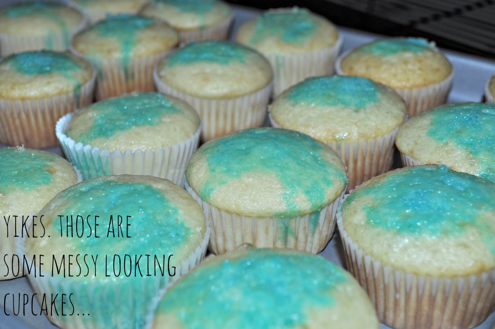 Chronicles of a Foodie Patriotic Jello Poke Cupcakes!