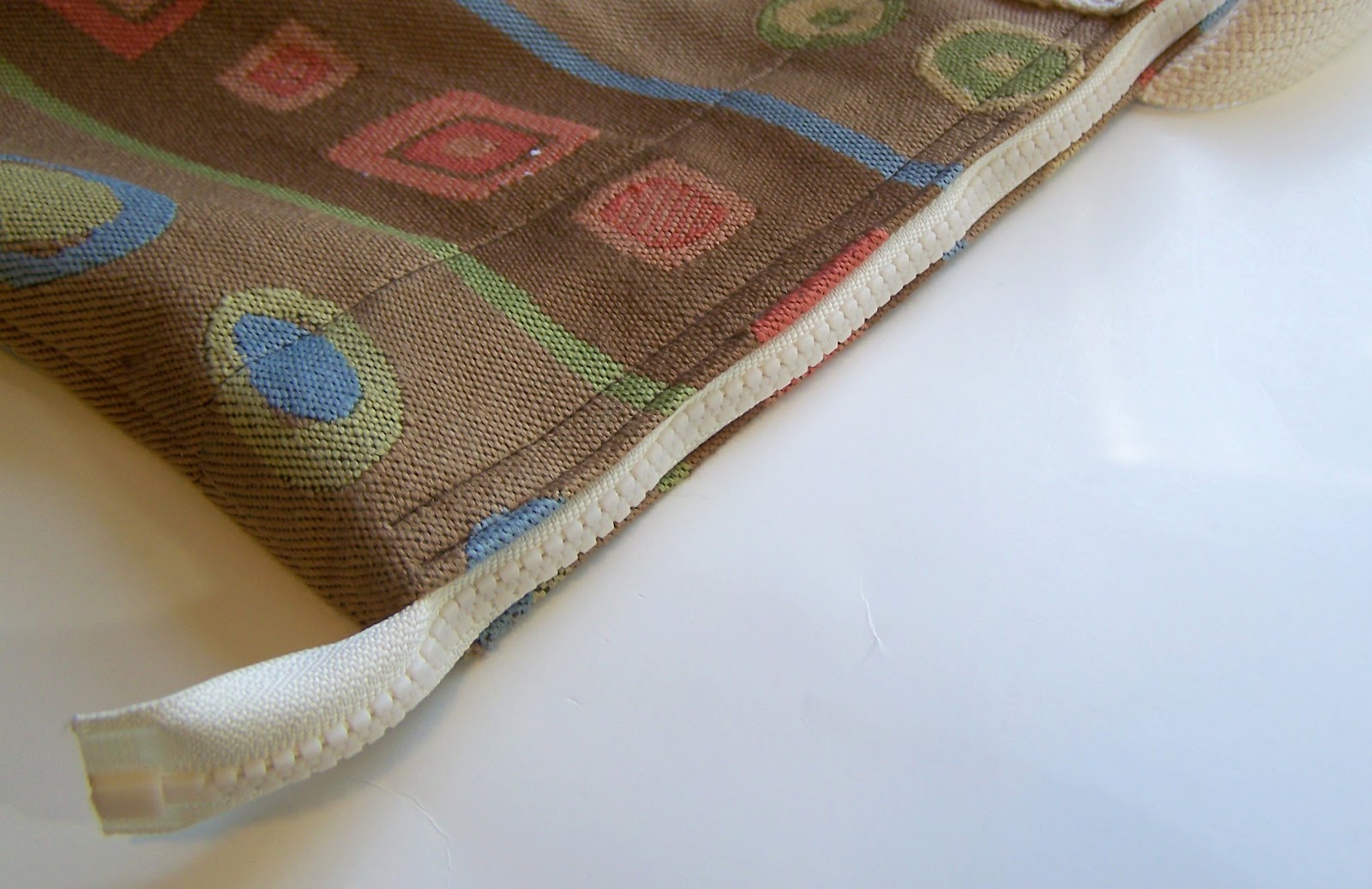 How to Add a Zipper to a Finished Tote Bag Maiden Jane