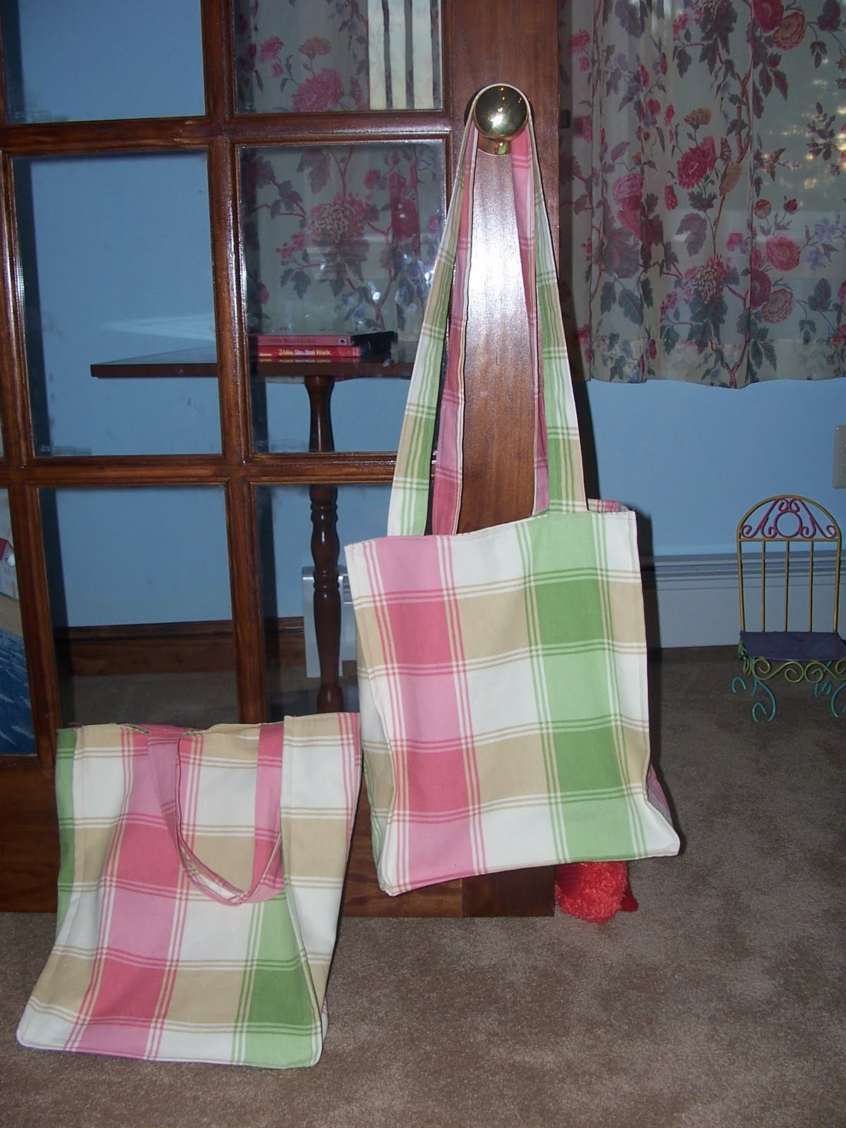 Crafty Moms Share Reusable Grocery Bags and book reviews