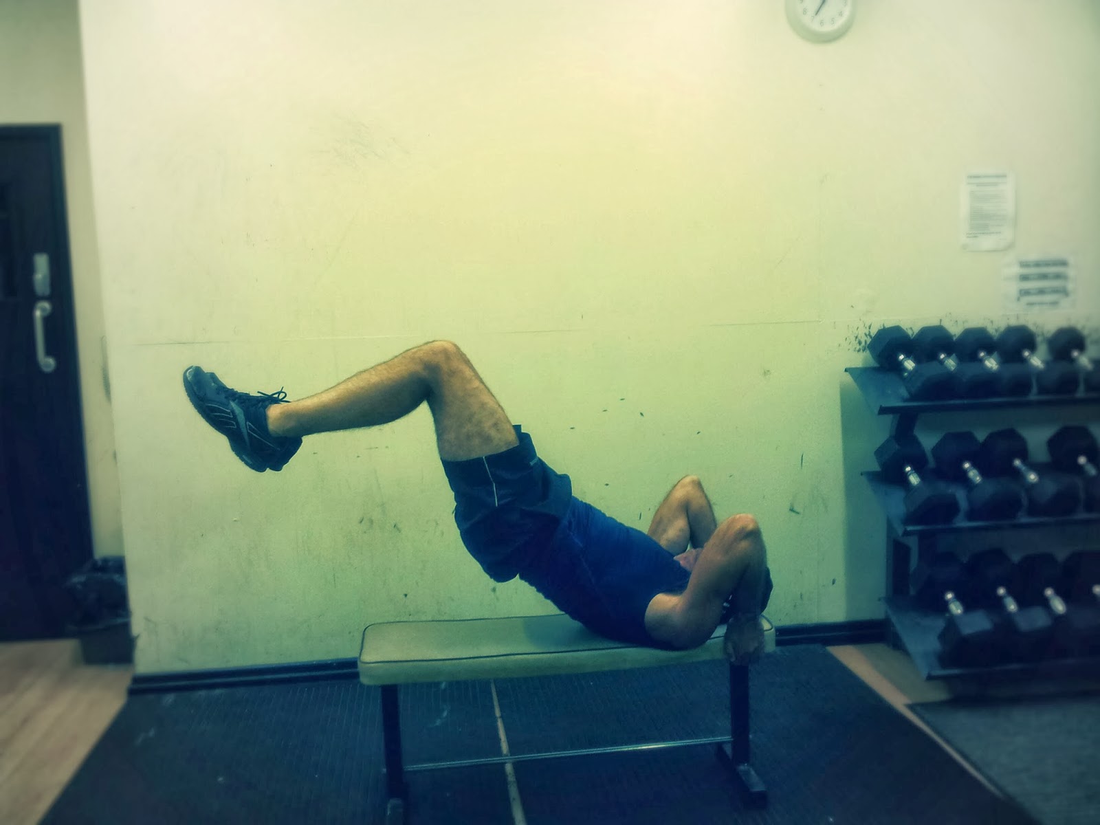 Tuck knees dragon flag