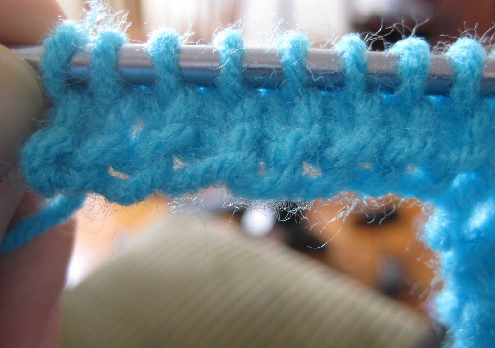 ChemKnits Twisted Loop Cast On