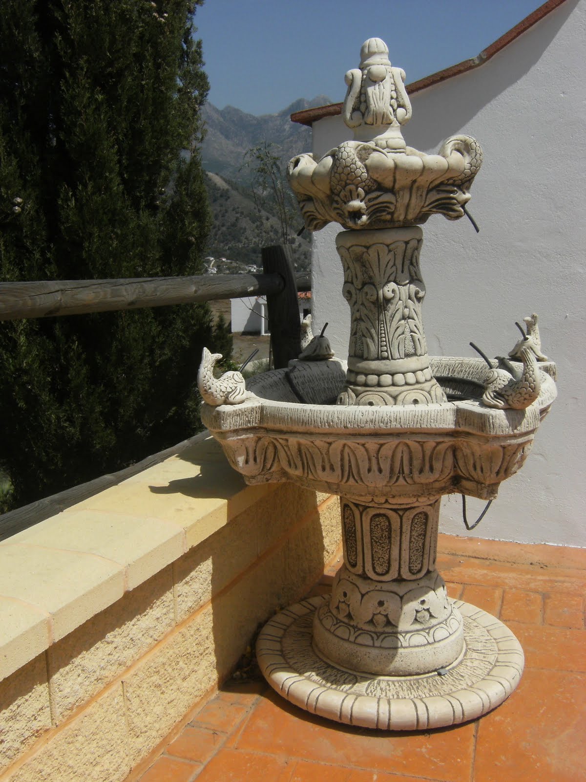 Village Know-it-All: Very Ornate Water Fountain for Sale
