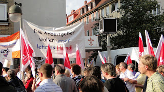 RundumPFLEGE: Diakonie Aktuell - Kirchenparlament tagt, ver.di protestiert - Mai 2011