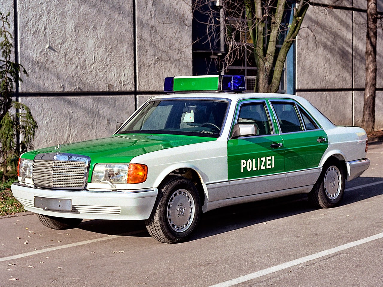 BENZTUNING Evolution of German police cars BENZTUNING Evolution of German police cars