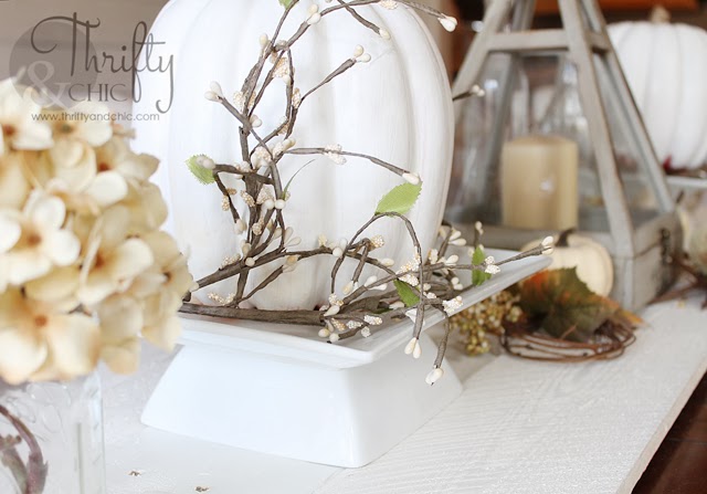 White Fall Decorating Ideas