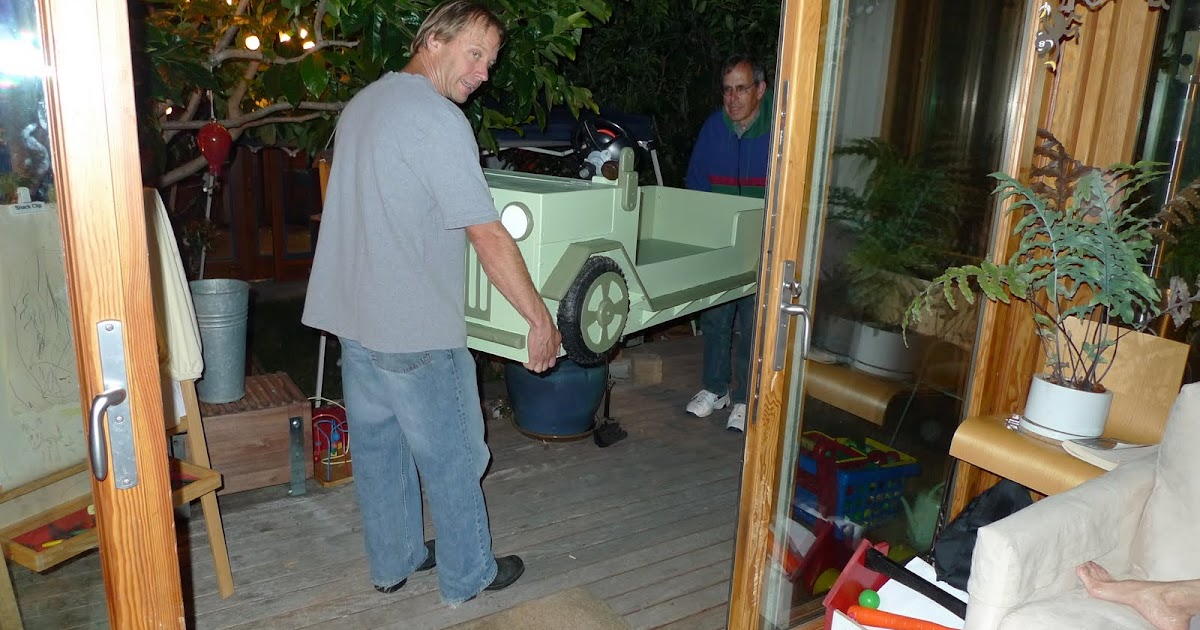 Cutting to the Chase: My New Jeep Bed!