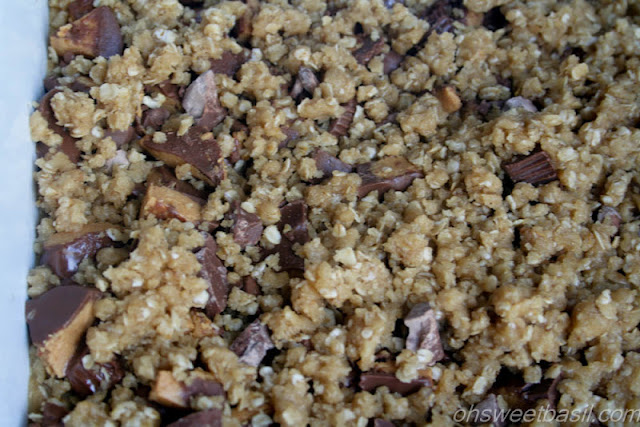 You will fall in love with these #Reeses Crumble bars. Buttery oatmeal cumble stuffed with chocolate chips and #Reesespeanutbuttercups ohsweetbasil.com_ You will fall in love with these #Reeses Crumble bars. Buttery oatmeal cumble stuffed with chocolate chips and #Reesespeanutbuttercups ohsweetbasil.com_