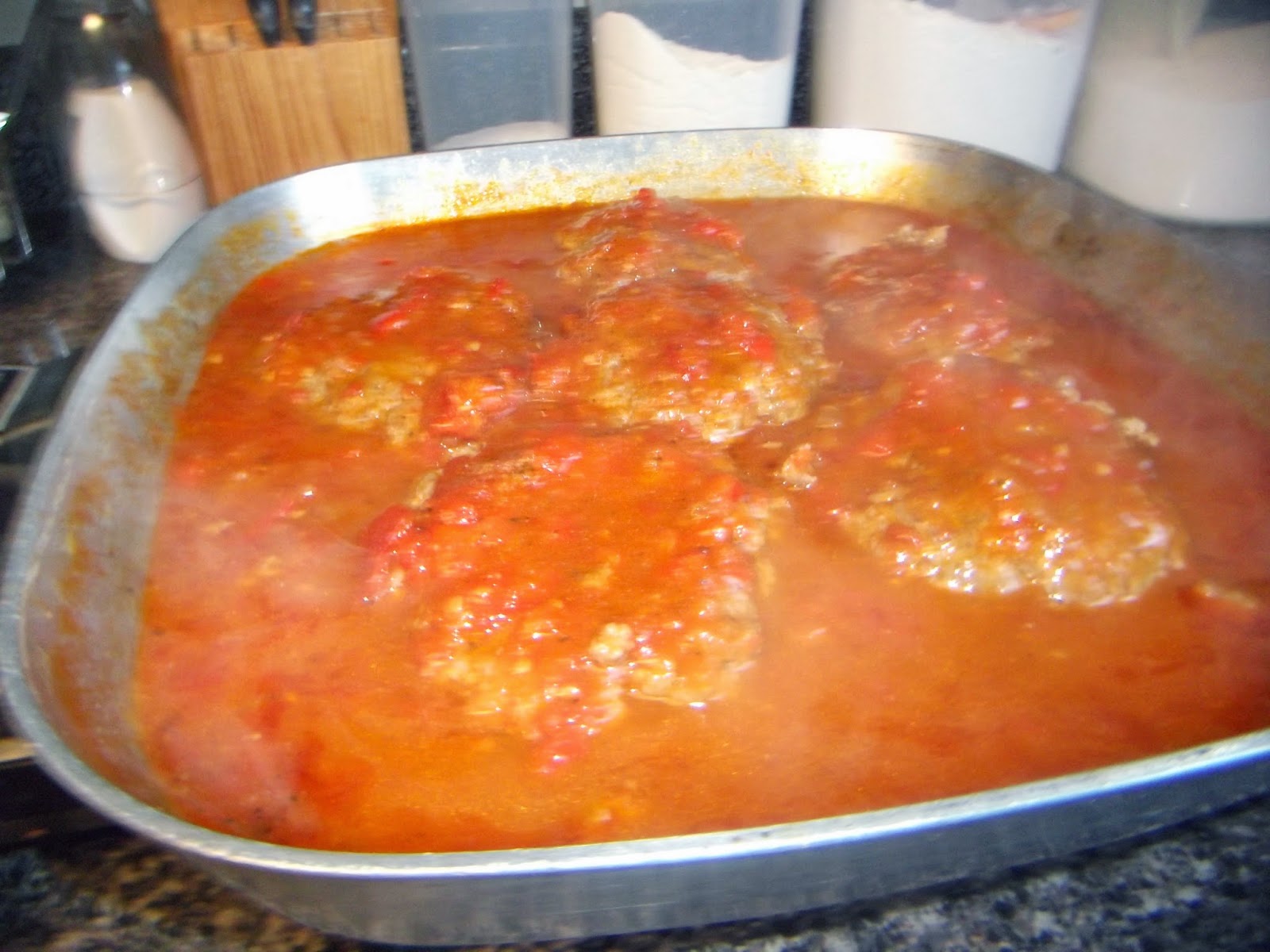 Butterfly Place Pepper Steak With Sweet Red Sauce