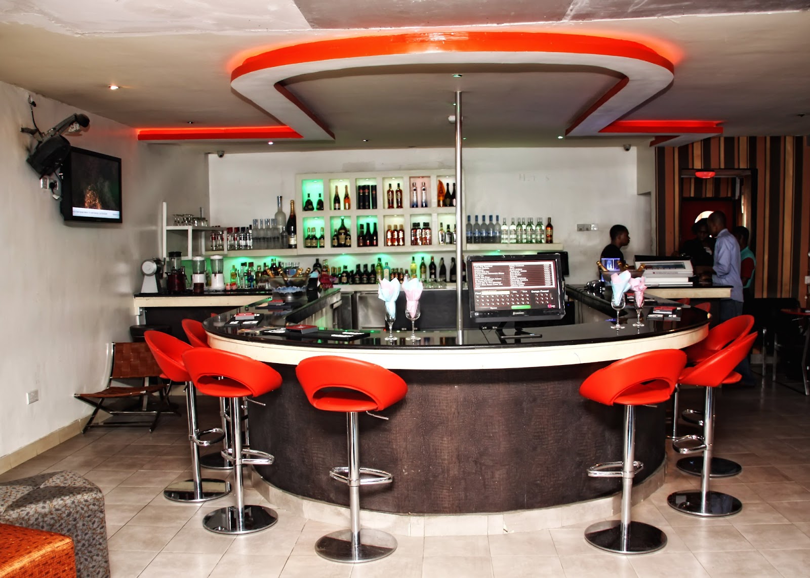 Maestro's Media TO SHAUNZ BAR & KARAOKE LOUNGE