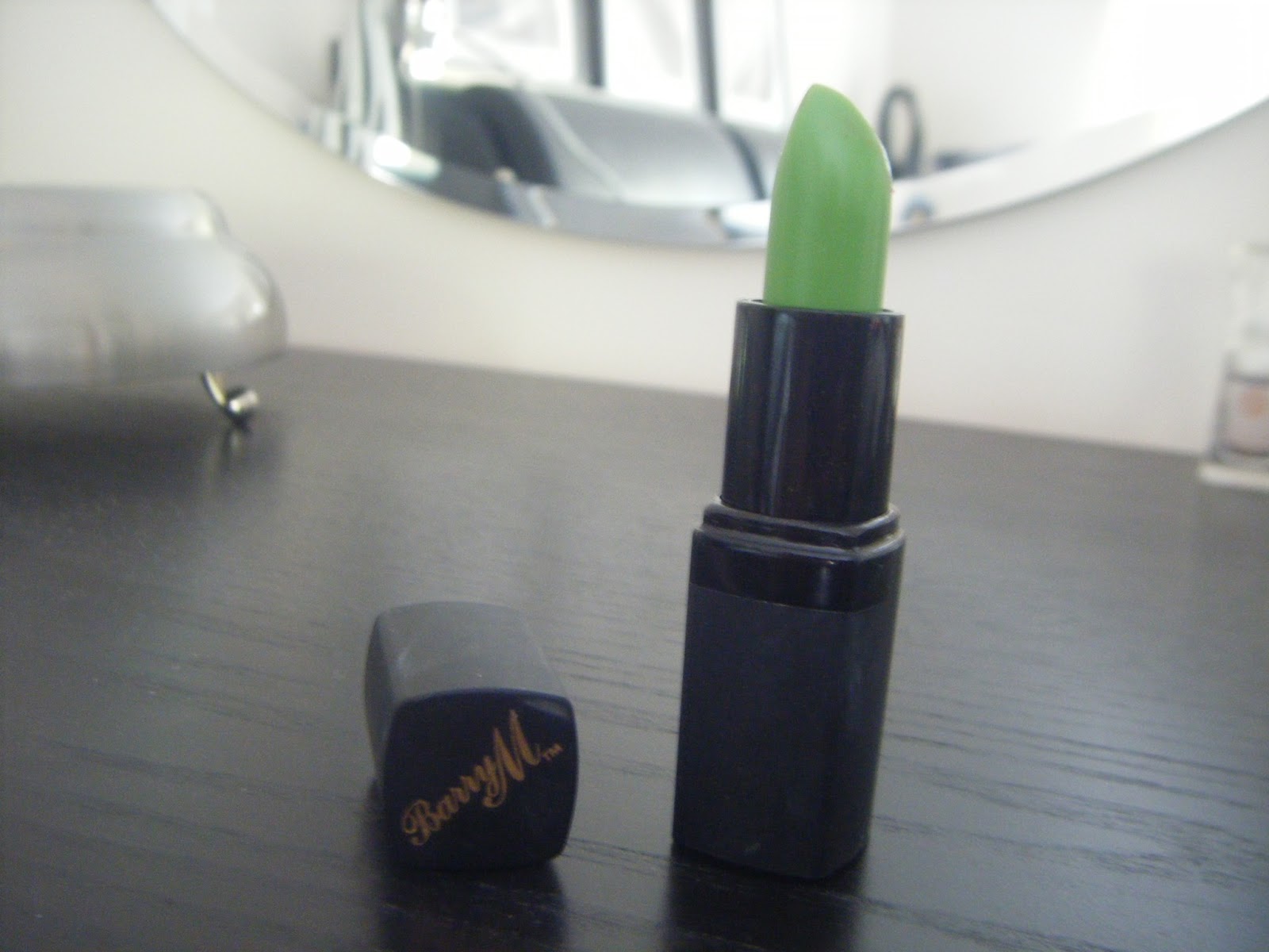 The Make Up Mouse Barry M Turn My Lips Pink The Green One Lipstick