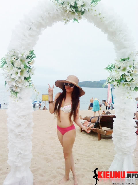 ảnh Ngắm hình ảnh sexy của Yeli Phạm với áo tắm Kieunu.Info d08de9e3 Ngắm hình ảnh sexy của Yeli Phạm với áo tắm