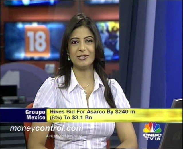 Ayesha Faridi Pics The Sizzling News Anchor of ET Now Songs By Lyrics