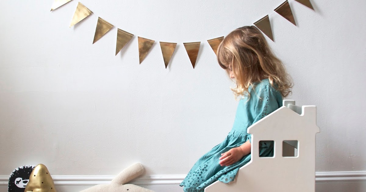 coos & ahhs Adorn Paloma's Nest