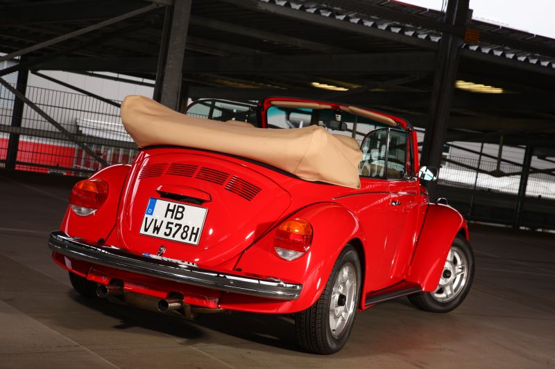 Thought 1303 Red Cabriolet