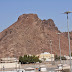 (5Gambar Bukit Uhud) Haruman percikan darah Nabi dalam gua Bukit Uhud