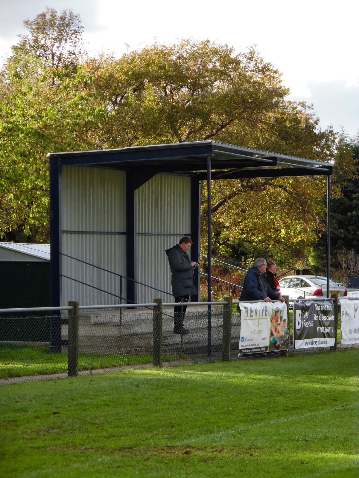 Damage In The Box! POTTERS BAR TOWN (Parkfield)