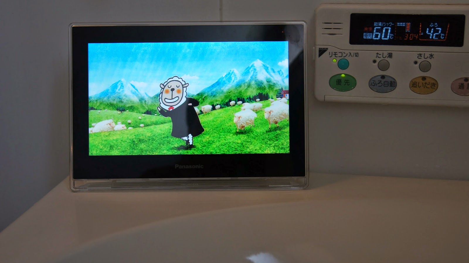 M N Y お風呂テレビ パナソニックプライベートビエラ を買いました
