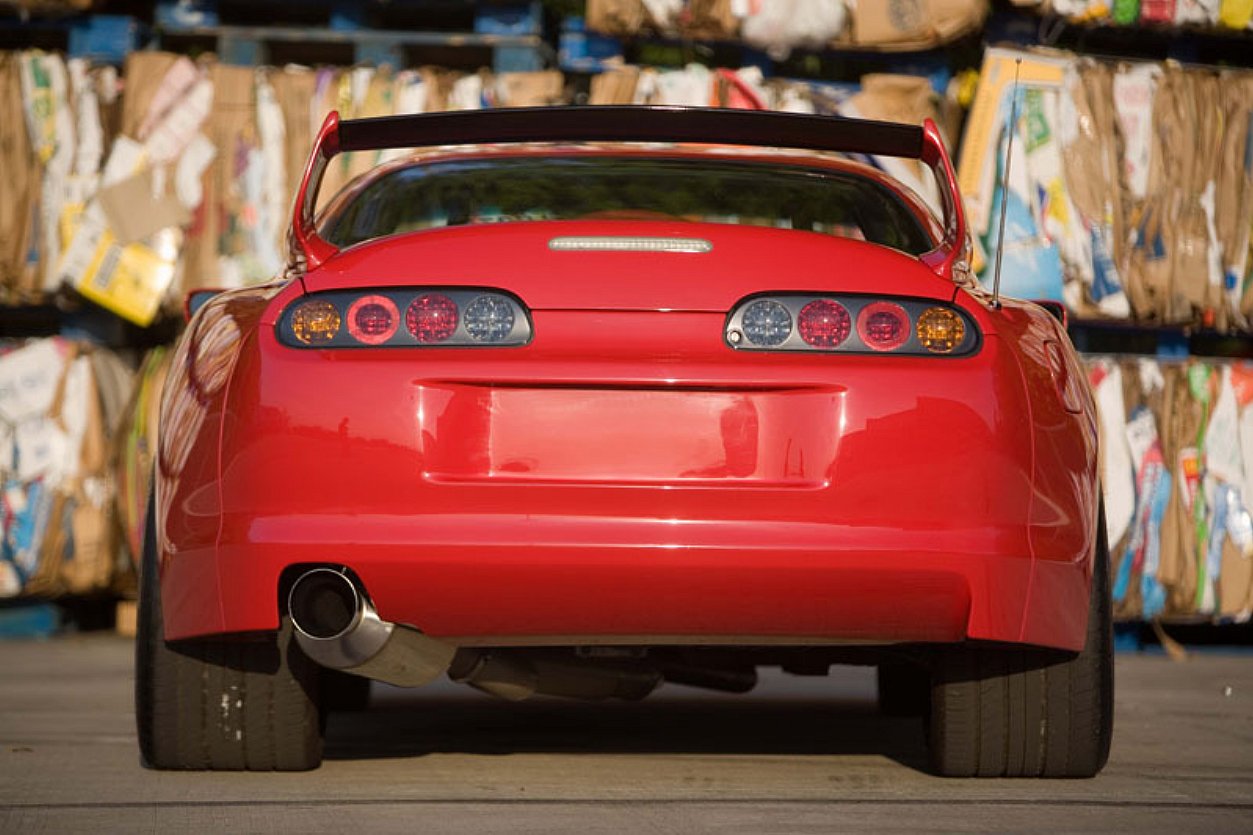 Toyota_supra_red_3.jpg