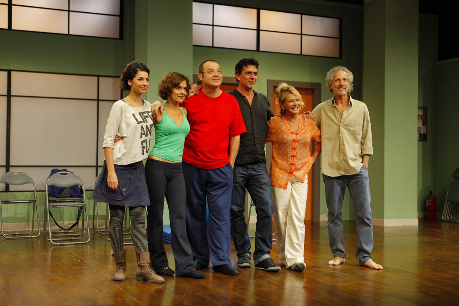 ESPEJOS CIRCULARES Siete nominaciones a los Premios ACE 2011