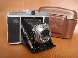 Vài em máy ảnh cổ độc cho anh em sưu tầm Yashica,Polaroid,AGFA,Canon đủ thể loại!!! - 21