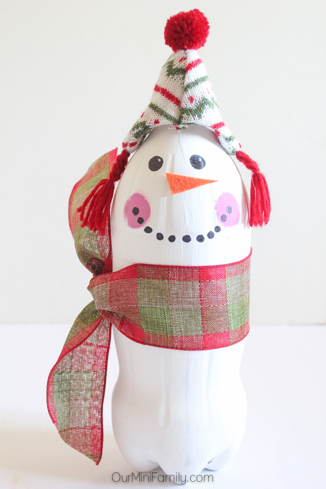 how to host a holiday party with coca cola our mini family coca cola christmas bottle ribbon
