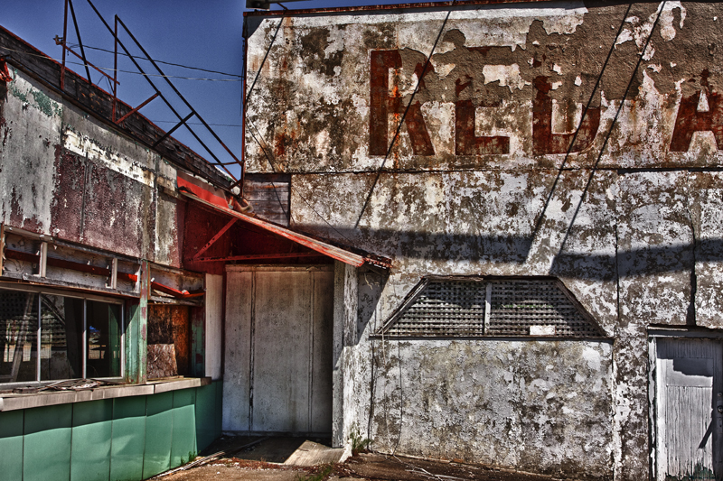 Artistic Balance Red Apple Rest