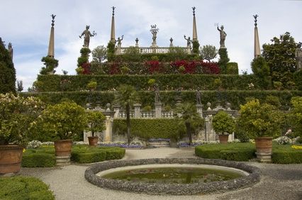 Miracle Place And Hotel In The World The Hanging Gardens Of
