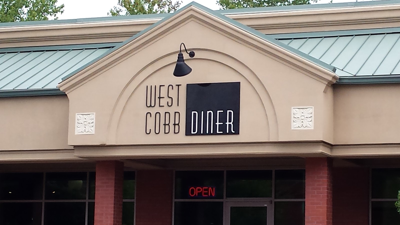 The HappiTraveler West Cobb Diner Marietta,