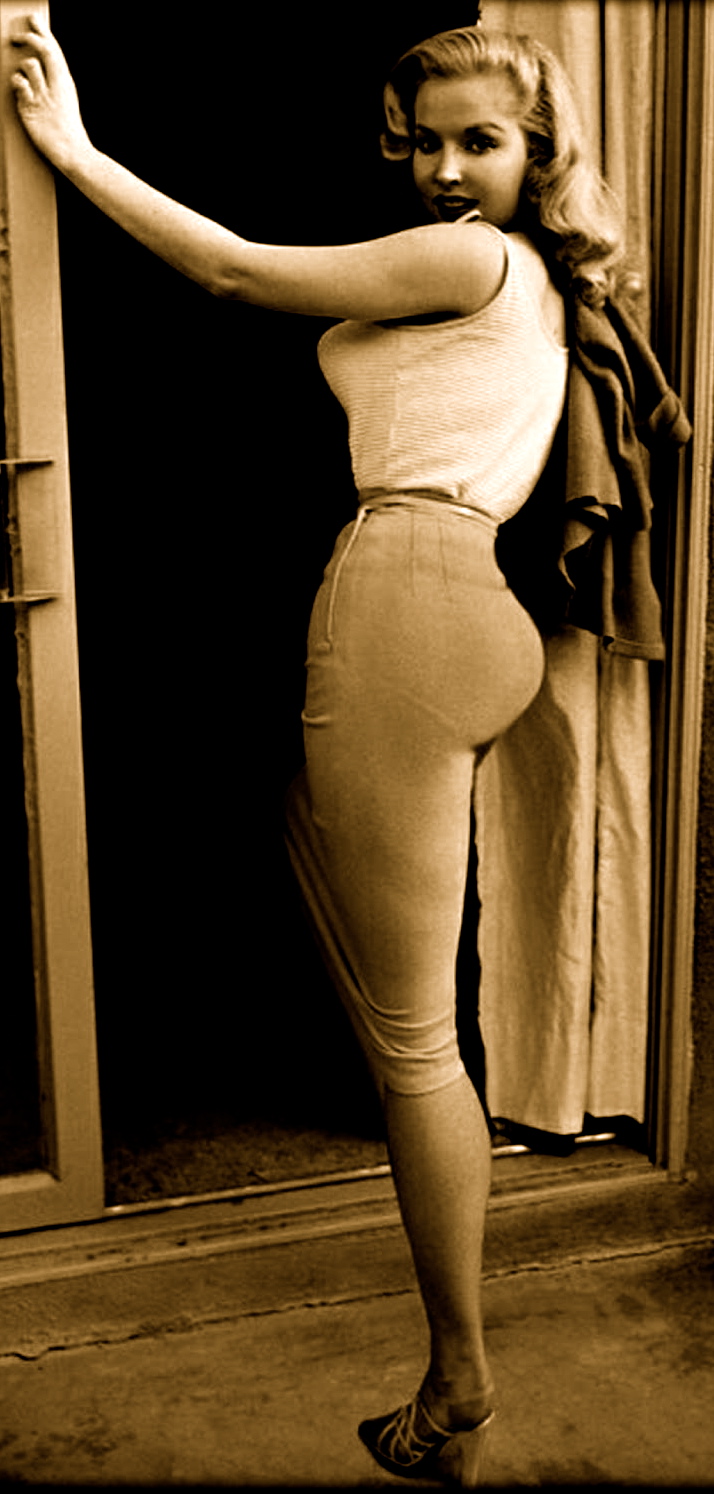 Big spank too Ain t got nothing to lose but their virginity