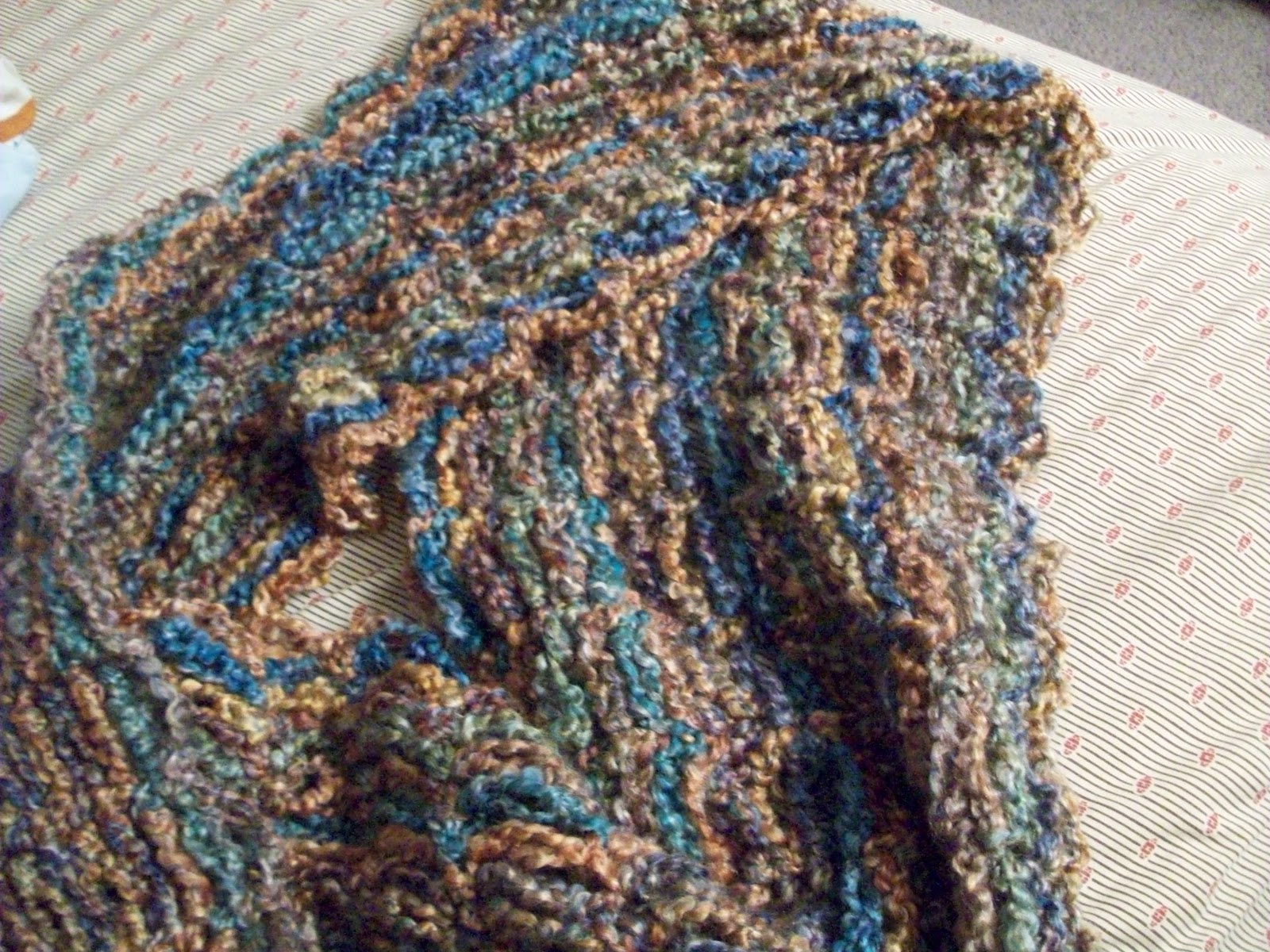 Treasures Made From Yarn: Solomon Knot Mobius Scarf