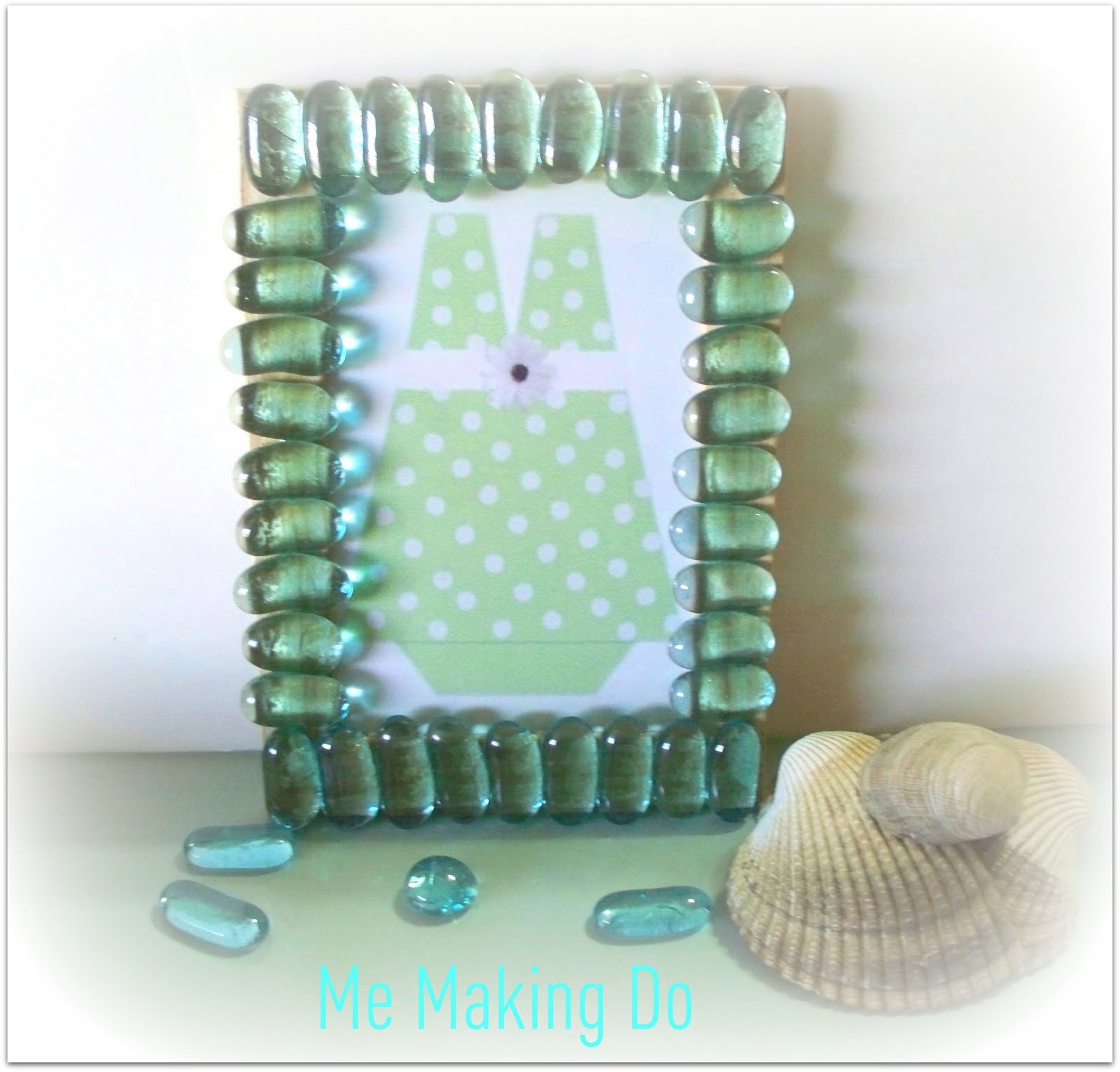 Sea Glass Picture Frame (plus free printable) Beach Bash Day 2 The