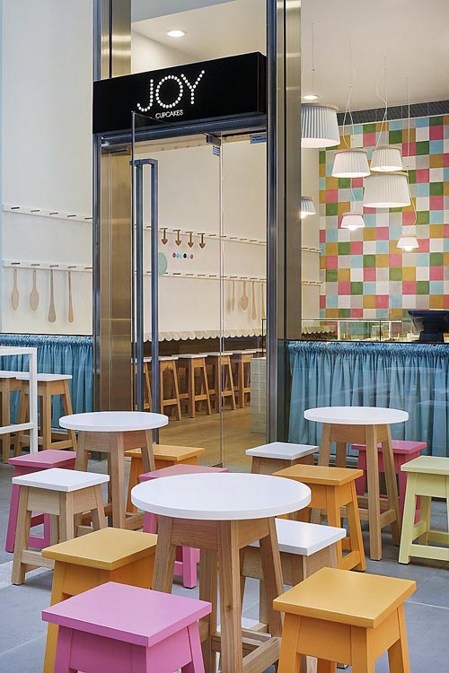 Cool Lighting 'Cupcake' Cafe Design Ideas Cool Lighting 'Cupcake' Cafe Design Ideas