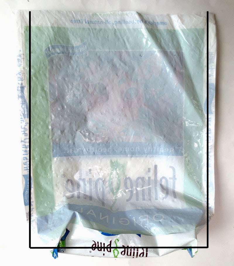 Wow Meow! Turn a plastic cat litter bag into a sturdy reusable tote bag