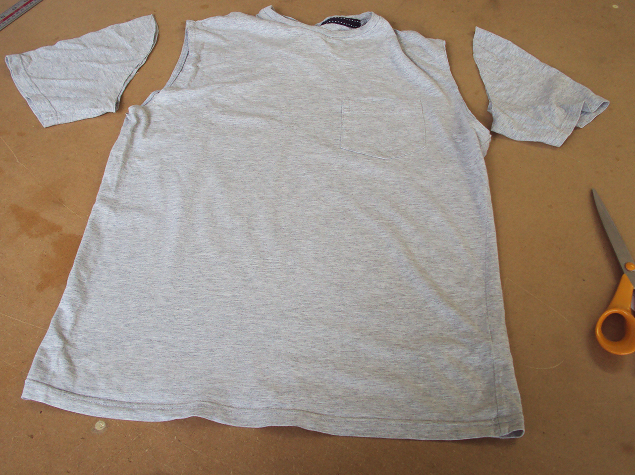 'So, Zo...' Refashion Friday Tips How to Use Tshirts to make Vests