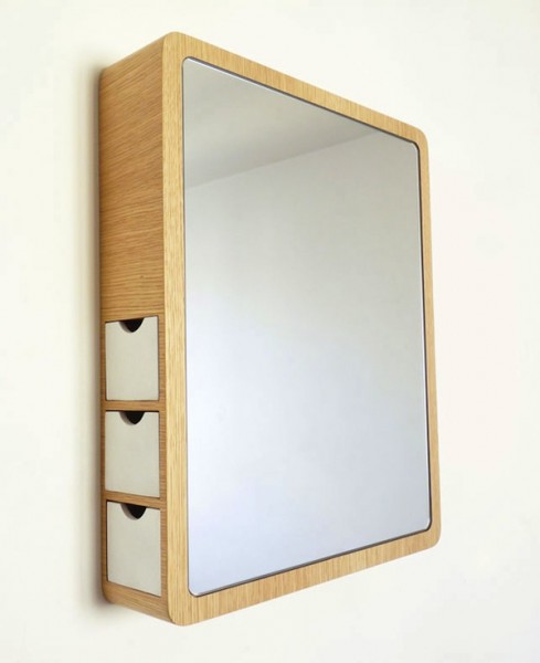 Дзеркало для ванної кімнати з білими потайними скриньками