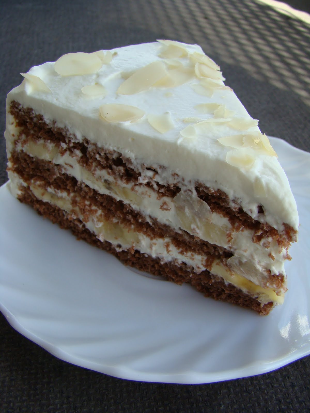 Gredi kokkab Banaanivahukooretort