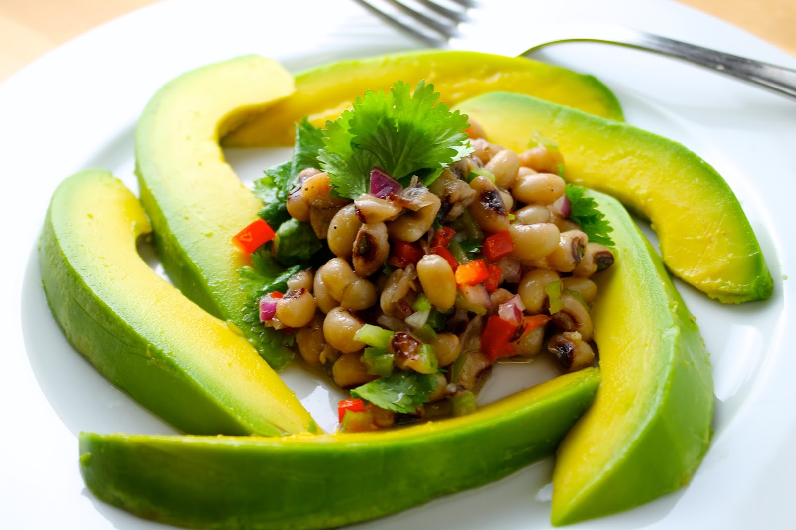 Savoir Faire Receta de ensalada de frijolitos con aguacate