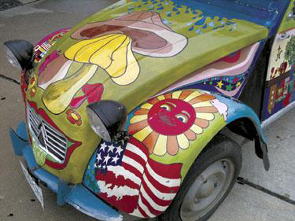 Mike Mullen's Psychedelic 1961 Citreon Mystery Art Car