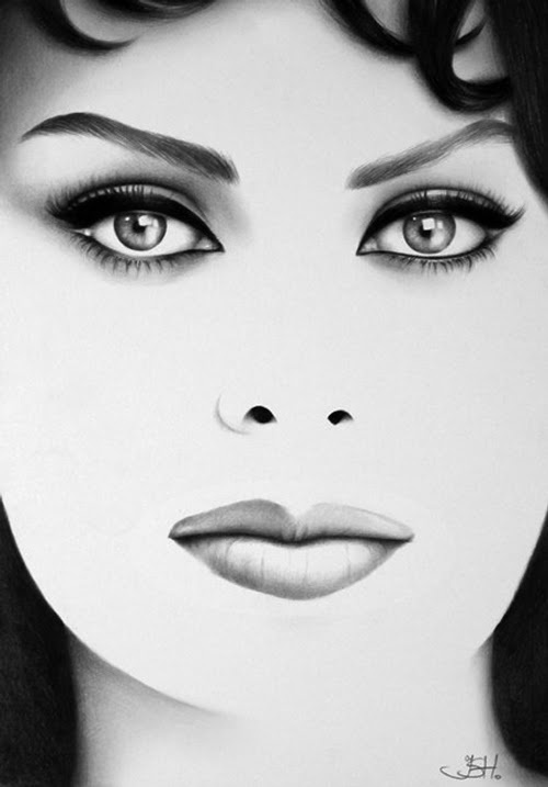 10-Sophia-Loren-Ileana-Hunter-Recognise-Portrait-Drawings-Detail-www-designstack-co