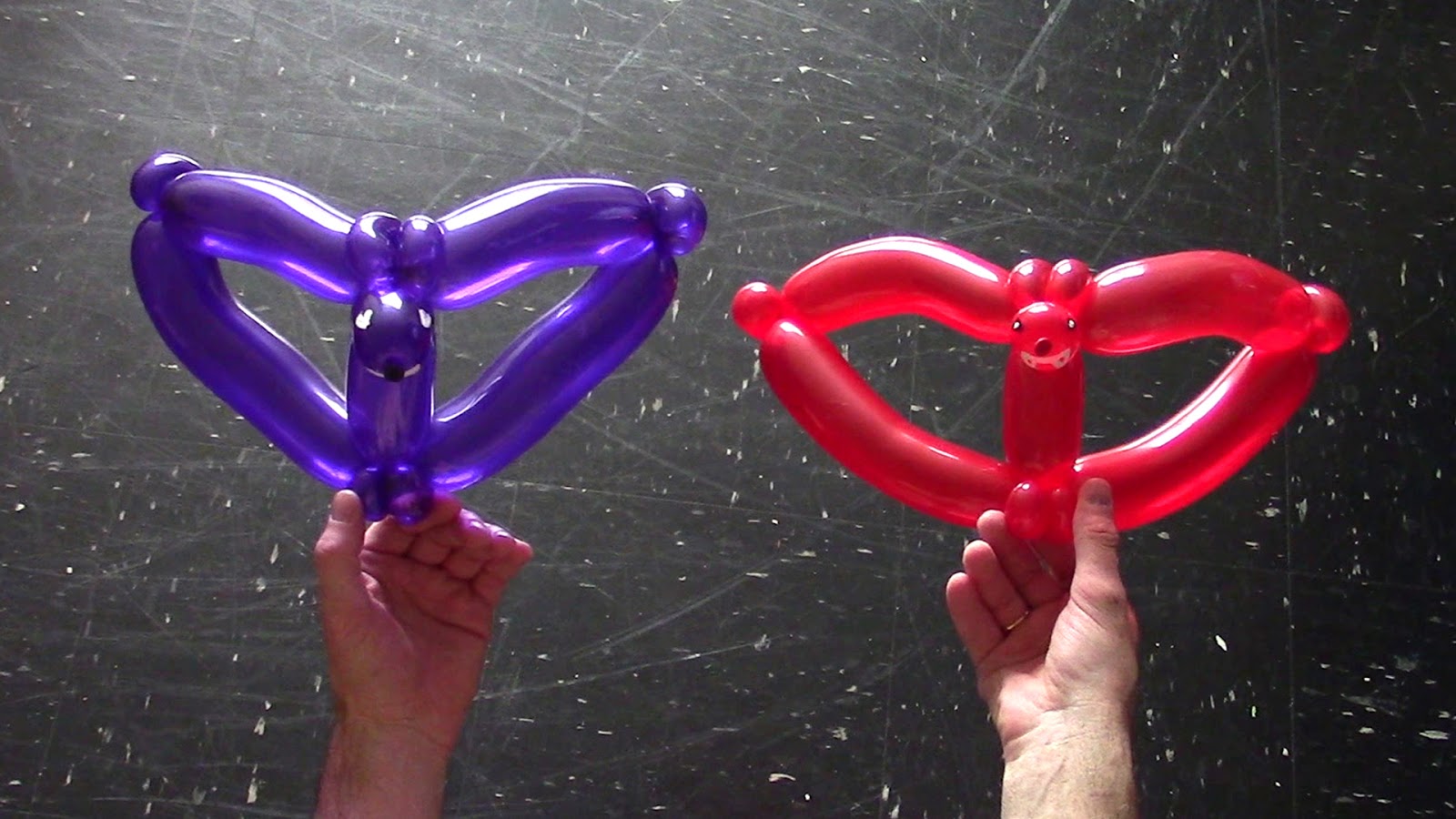 Balloon animals twisting instructions One balloon bat