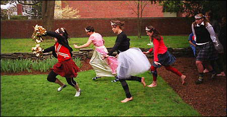 Bananitos: Niños en el jardín