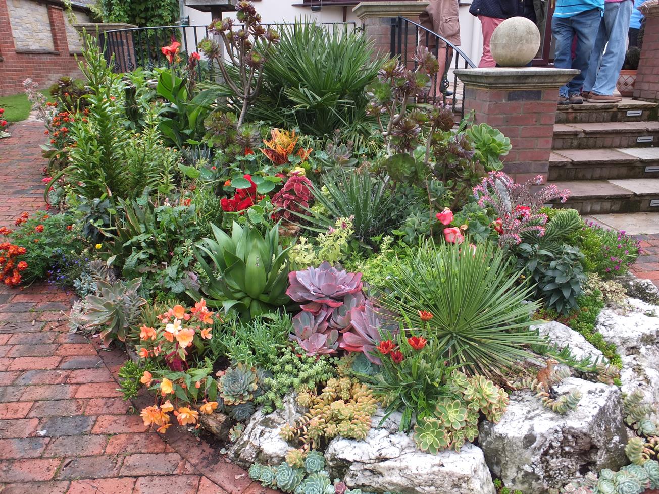 Alternative Eden Exotic Garden A Return to Paul's Garden