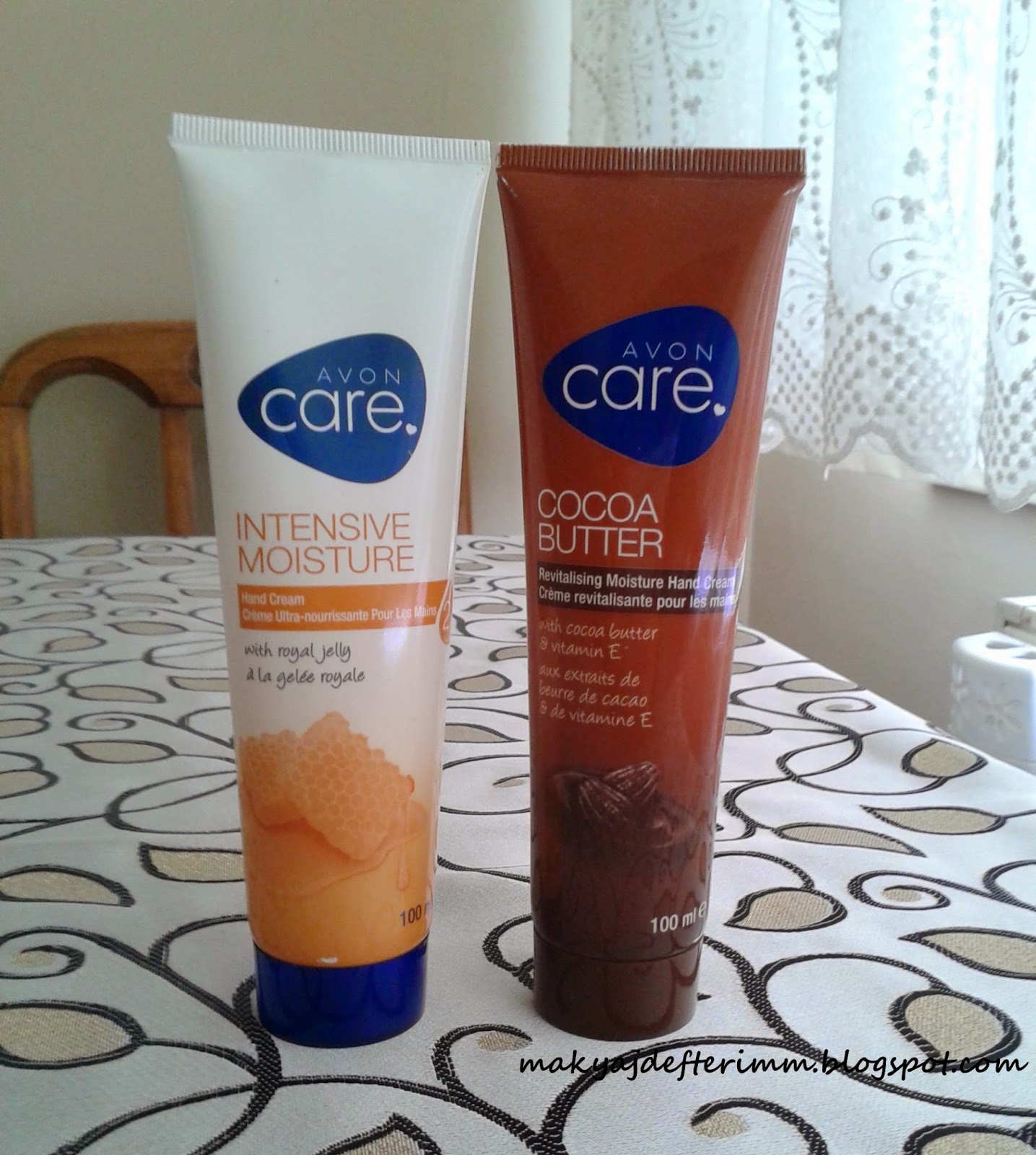 Tugce Nin Makyaj Defteri Avon Kakaolu Ve Balli El Kremleri