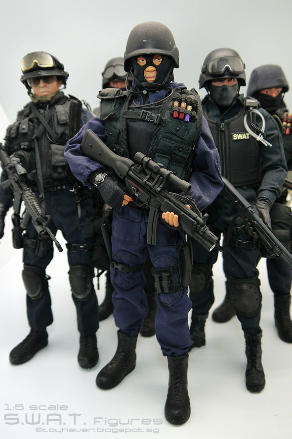 1/6 Scale Lam  figure 12" Dragon Hong Kong Police S.D.U 