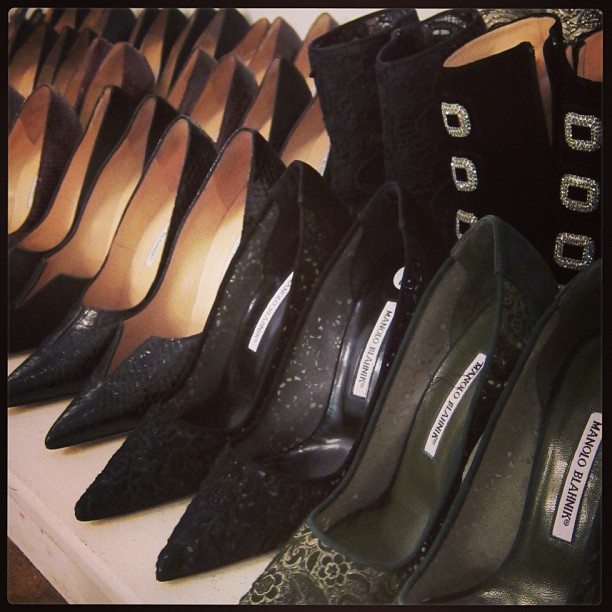 Manolo-Blahnik-Mercedes-Benz-Fashion-Week-New-York-pamela-rolland-shoes-zapatos-el-blog-de-patricia