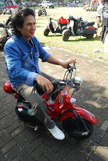 Vespa Mini Scooter dari Tasikmalaya Gambar Vespa Mini Scooter dari Tasikmalaya