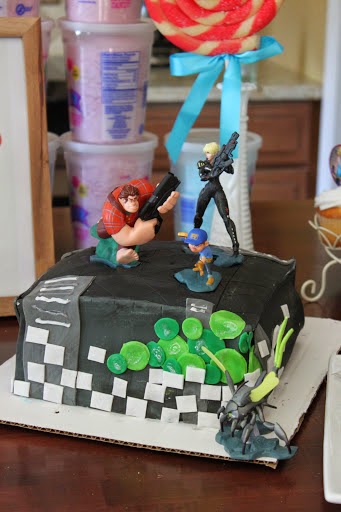 Wreck It Ralph Birthday Cake Scene Wreck It Ralph Birthday Cake Scene