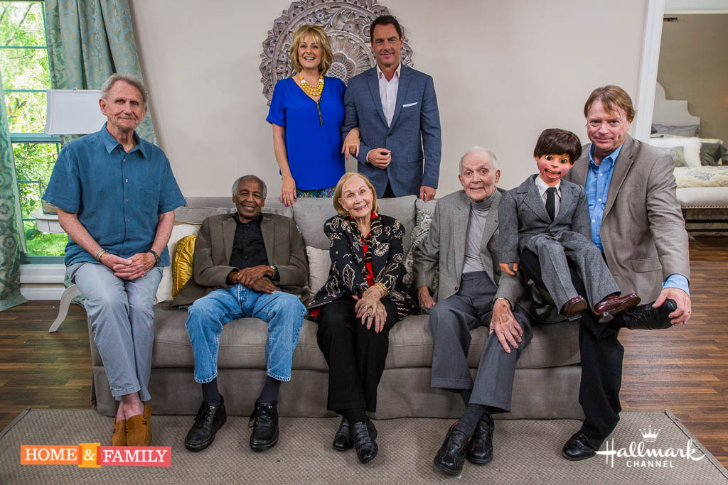 We Love Soaps 'Soap' Cast Reunites in Special Tribute to Robert
